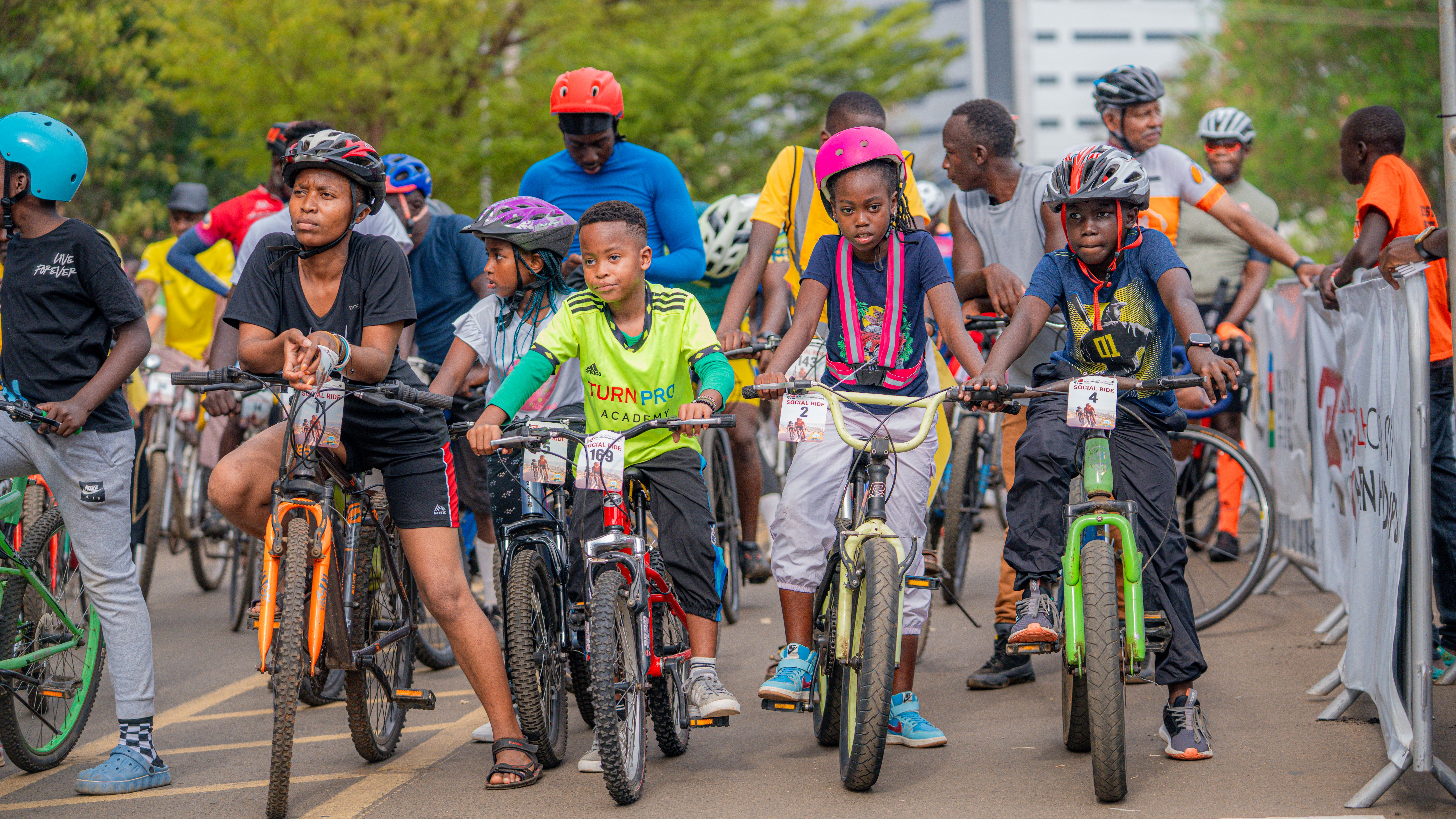 From Fun Run to Super Fans: How Kisumu’s Cycling Carnival Painted Town Red for Imani, Andria (Photos)